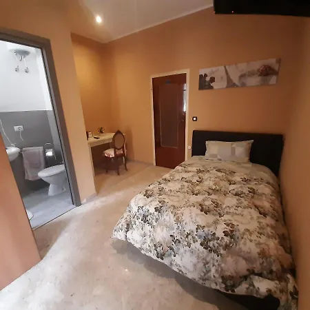 Miccoli Bed & Breakfast 3*