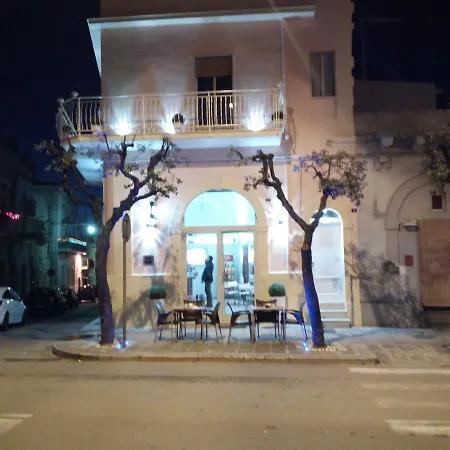 Bed and breakfast Miccoli 3*